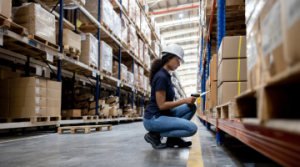 Modular and self-managed assembly lines with intelligent warehousing